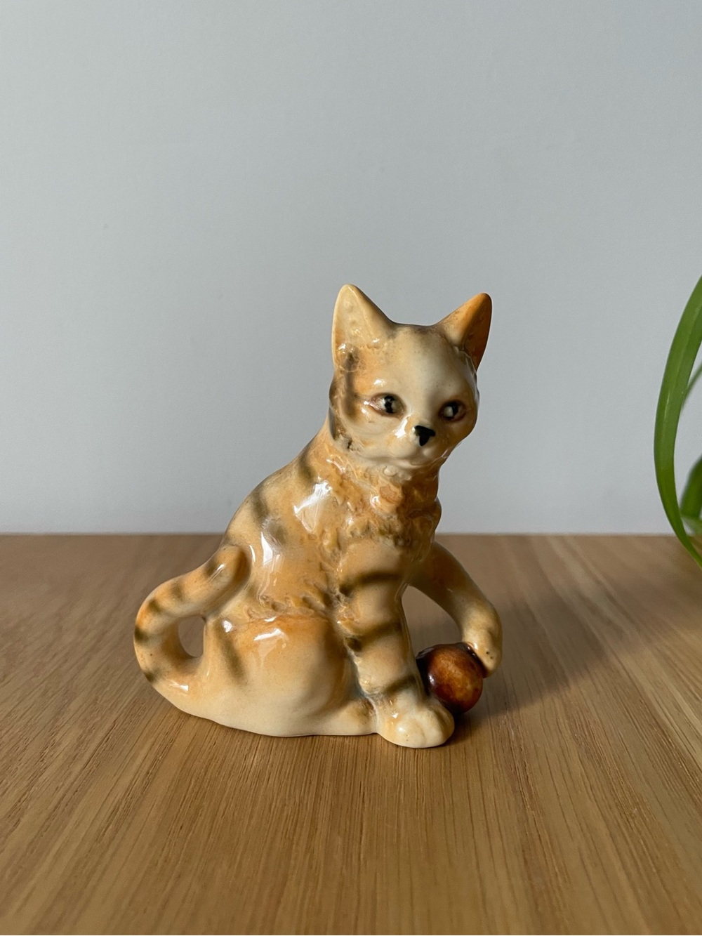 Vintage Mid-Century Orange Tabby Cat Single Porcelain Salt & Pepper Shaker